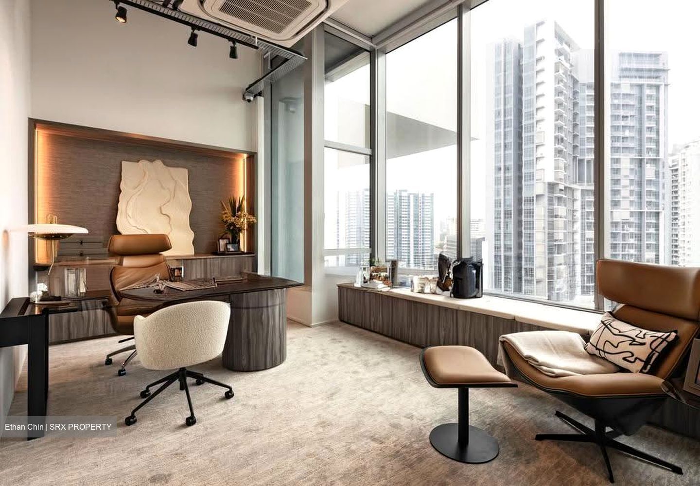 Arc 380 (D8), Office #626818301